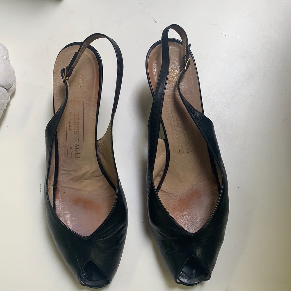 Bruno Magli sz 10 sling backs open toe